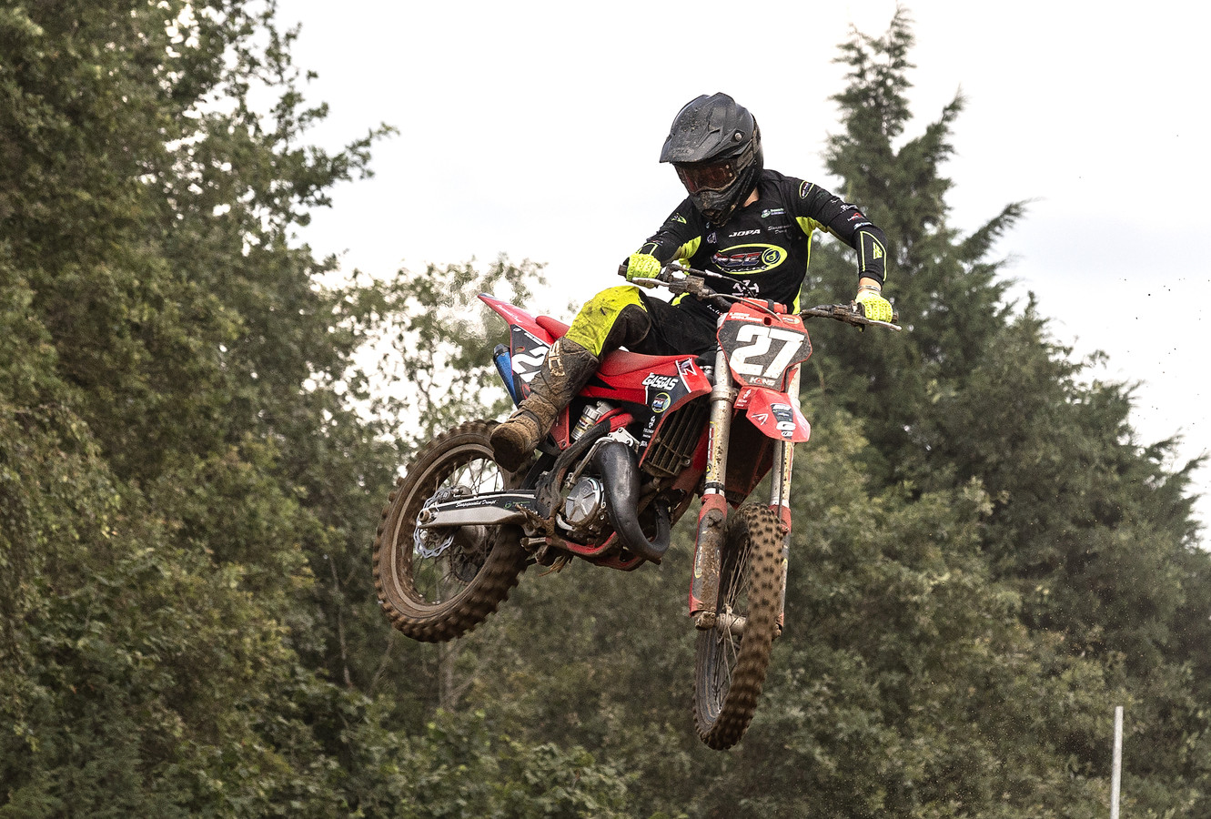 Crossklassen voor Zwarte Cross zitten binnen kwartier ramvol Foto AD.nl