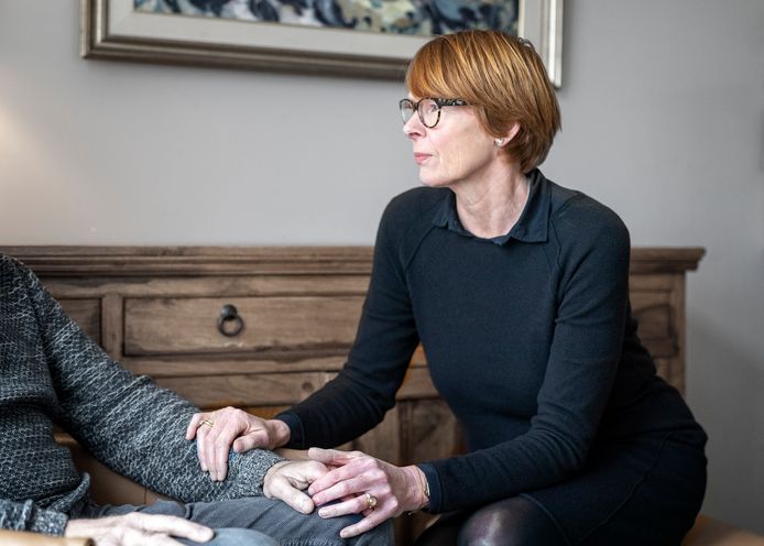 Angelique Spijkstra - Stichting de Mantelmeeuw - hospice zorg