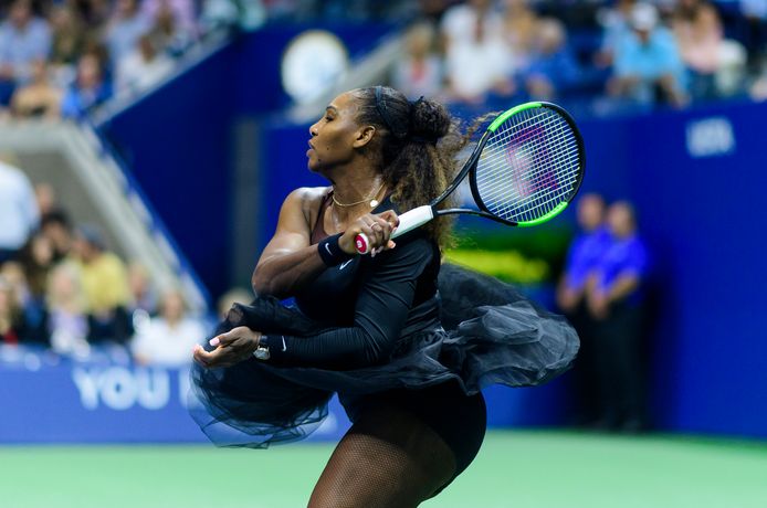 Tegen zus Venus Williams speelde Serena de derde ronde van de US Open in een netpanty met daarboven een zwarte tutu.