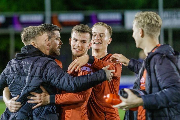 Vreugde bij SC Bemmel, de enig overgebleven Betuwse vertegenwoordiger in het bekertoernooi.