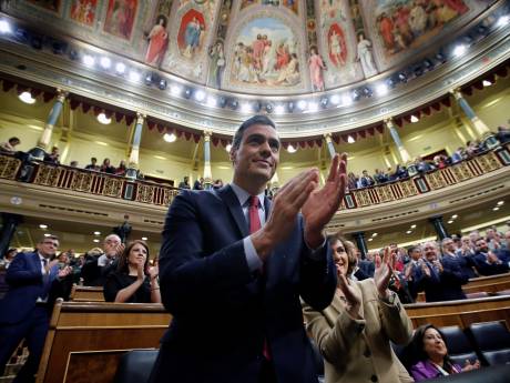 Pedro Sanchez reconduit à la tête du gouvernement espagnol