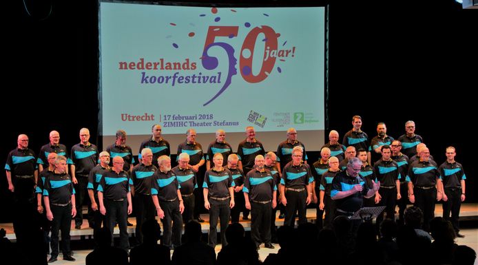 Het Woerdense koor Bravour in actie in Utrecht