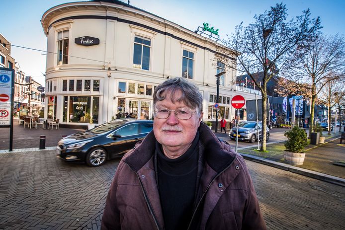 Bastiaan Willink schrijft een boek over textielfamilie Ter Kuile.