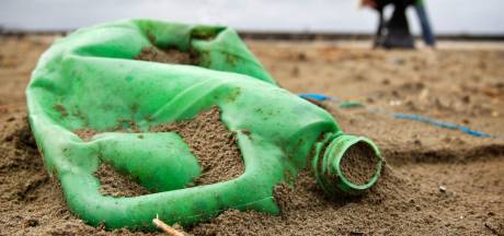 Texel pakt plasticvervuiling in de natuur aan