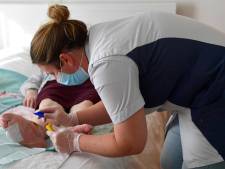 35 secondes pour une injection: les soignants à domicile dénoncent une baisse du temps pour administrer les soins aux patients