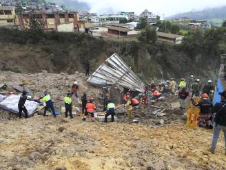 Minstens 7 doden en tientallen vermisten na aardverschuiving in Andesgebergte Ecuador