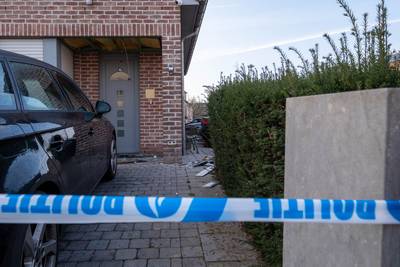Nieuwe aanslag schrikt Mechelen-Zuid op: woning en wagens beschadigd