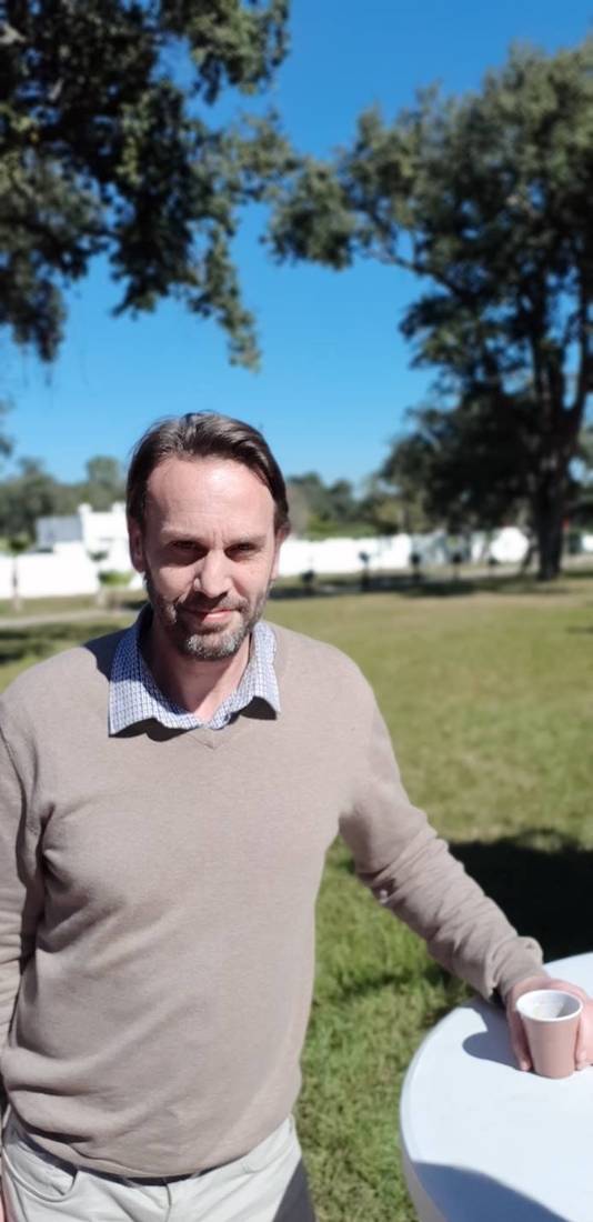 Tim Cools, consultant en cybersécurité: "Il existe des applications de harcèlement qui peuvent récupérer les mots de passe.”