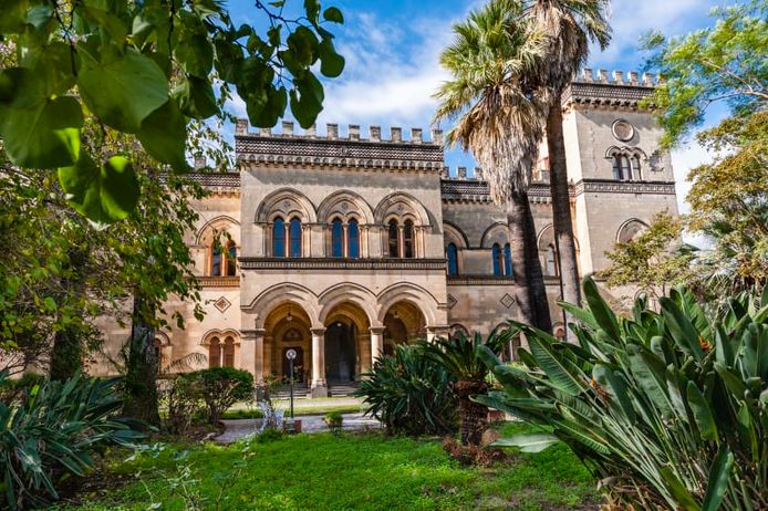 Het kasteel uit ‘The Godfather III’ staat te koop voor zo'n 6 miljoen euro.