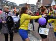Straotparade op het Looiersplein.