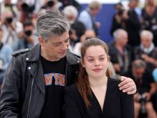 Benjamin Biolay accompagne sa fille Anna pour ses premiers pas sur le tapis rouge du Festival de Cannes