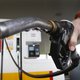 Benzineprijs bereikt record na btw-verhoging
