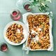 Kerstborrel: pittige noten met pretzels & bessen