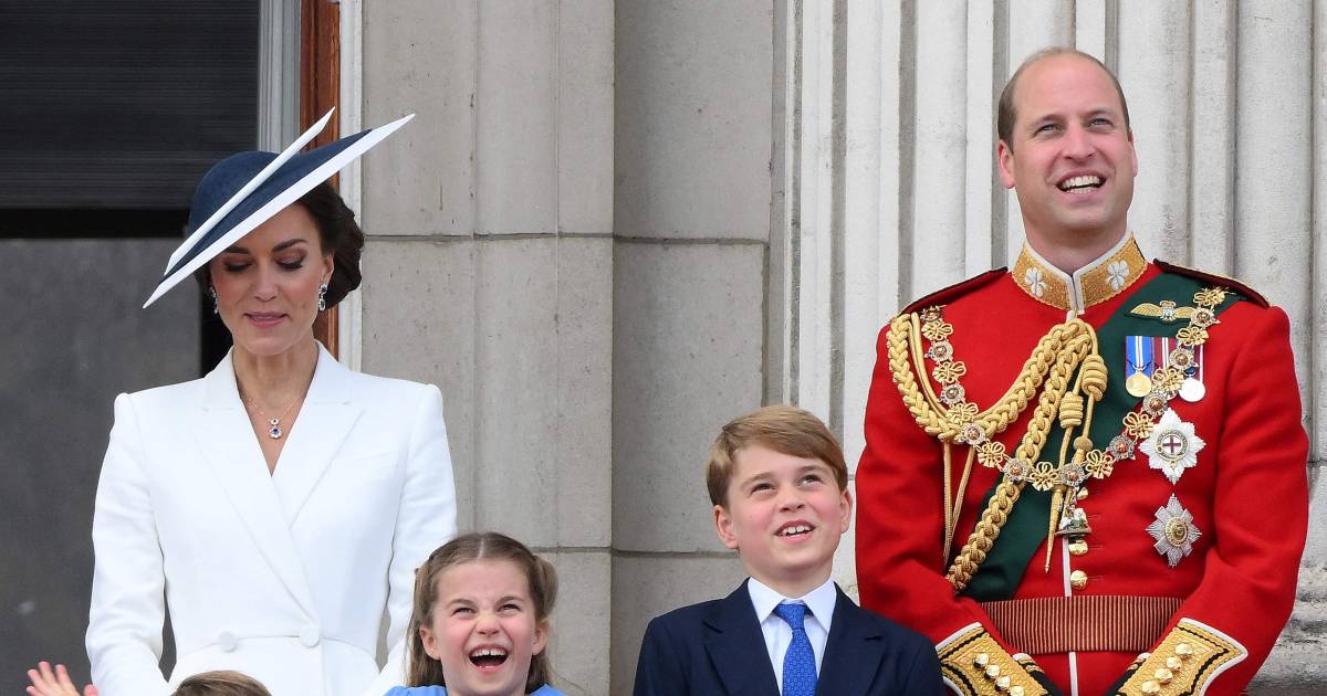 Принц Уильям рассматривает возможность взять 9-летнего Джорджа на похороны королевы Елизаветы Королева Елизавета II скончалась