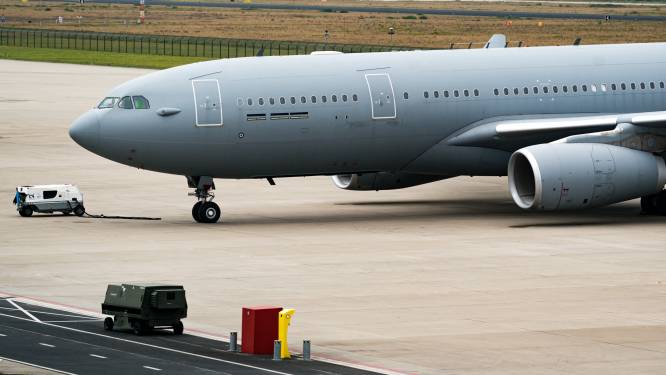 Transportvliegtuig dat Nederlanders moest evacueren uit Kaboel vertrokken zonder landgenoten