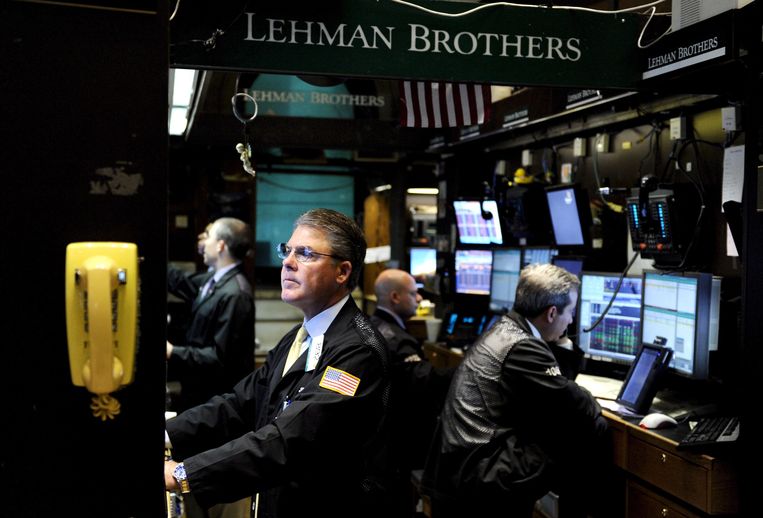 Handelaren van Lehman Brothers op de New York Stock Exchange in 2008. Beeld EPA