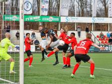 Teleurstellende kraker in Amsterdam, pijnlijke middag voor Flevo Boys en VVOG dieper in de problemen