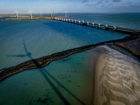 Kan de Oosterscheldekering de stijgende zeespiegel nog wel aan?