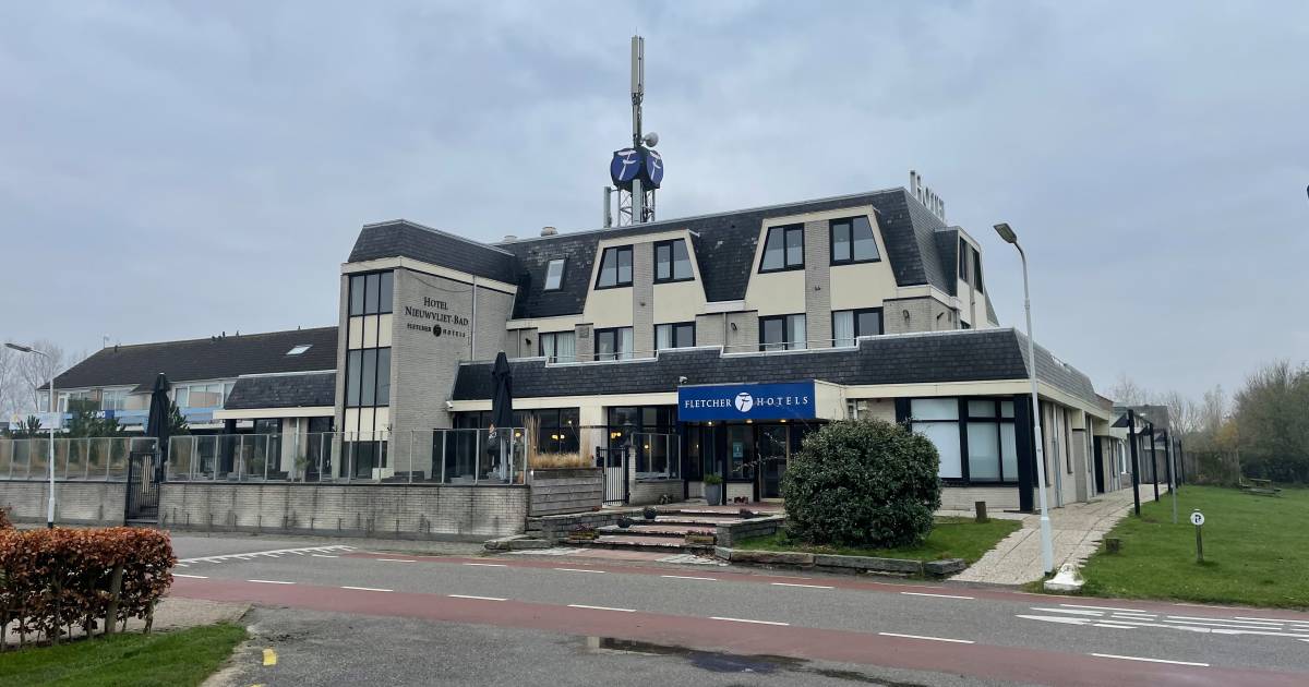 Hotel in Nieuwvliet in beeld voor opvang vluchtelingen: verregaande gesprekken tussen Fletcher en CO