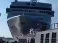 Cruiseschip botst tegen toeristenboot in Venetië