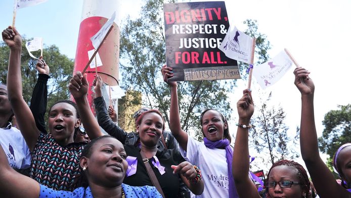 Protesterende vrouwen in Nairobi.