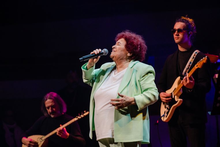 Selda Bağcan in TivoliVredenburg.  Beeld Maarten Mooijman