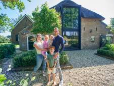 Ook Lottes vader heeft aandeel in woonboerderij uit 1850: ‘Enorm handig dat hij zo handig is’