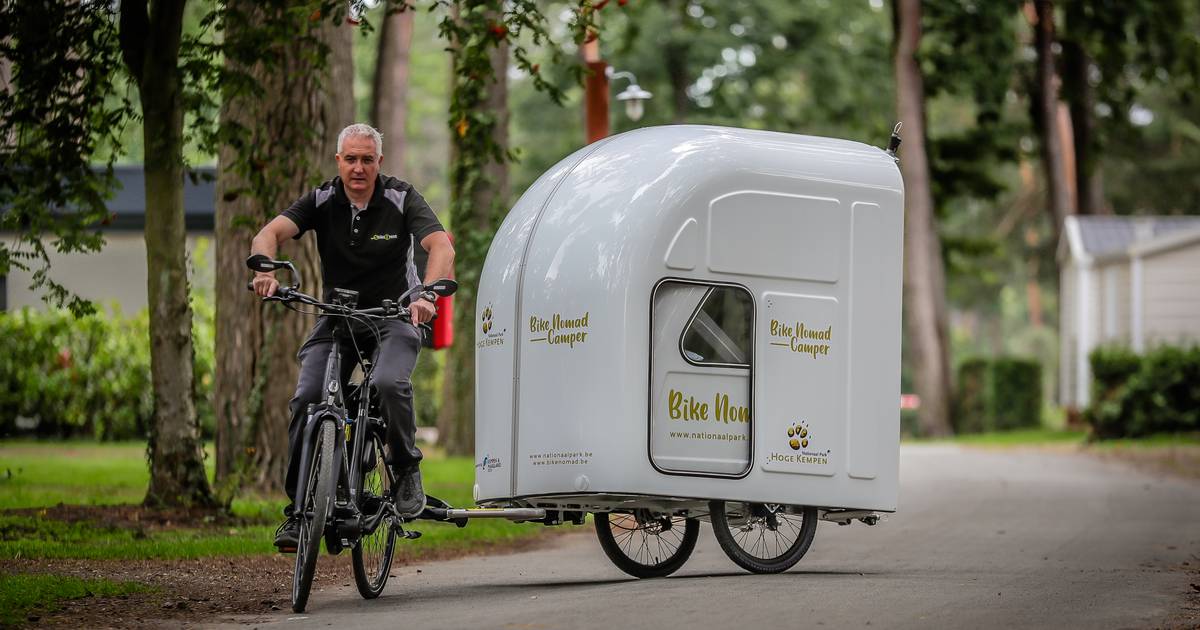 Het eens zijn met ui theater Limburg experimenteert met uitschuifbare caravan: “Ideaal voor achter de  fiets... hopen we” | Genk | hln.be