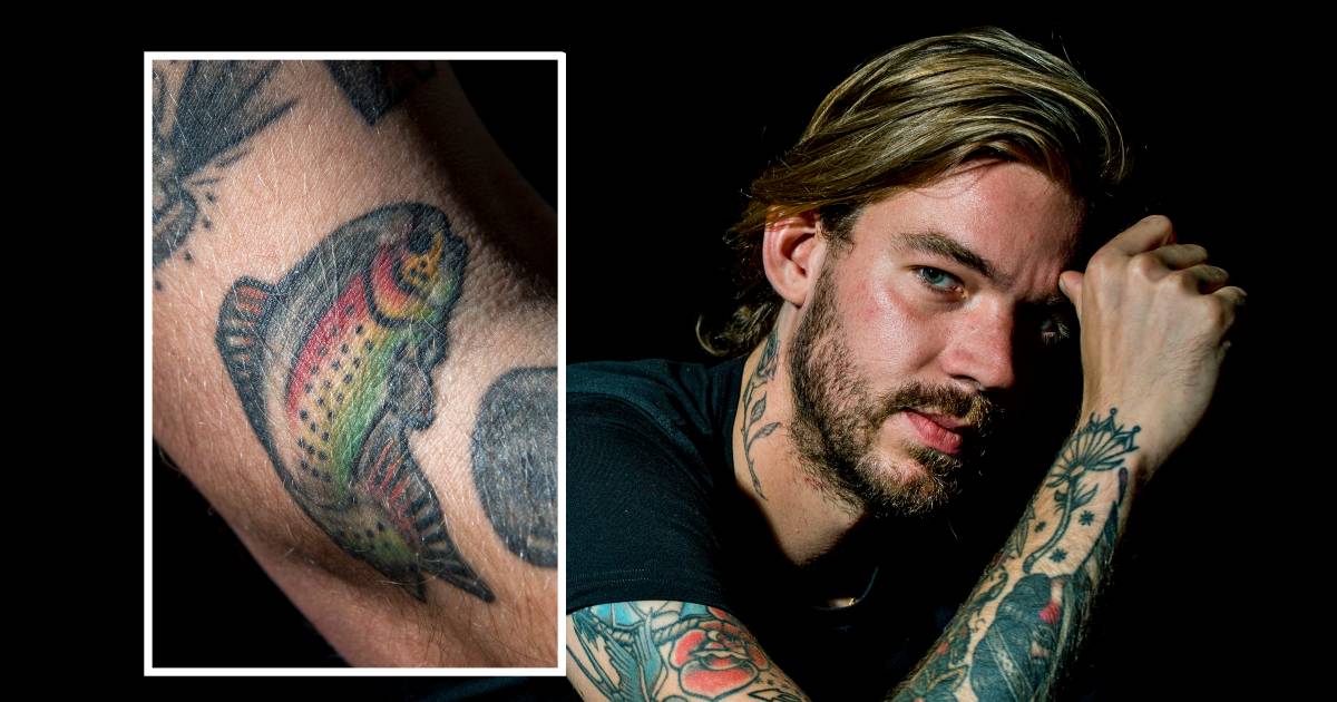 Realistisch Duplicaat gegevens Stan (27) vult zijn lichaam met tatoeages: 'Deze regenboogforel moest een  herinnering zijn' | Ik en mijn tattoo | destentor.nl