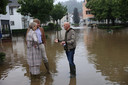 Prevoo met koningen Máxima en koning Willem-Alexander, daags na de overstroming.