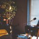 Rik De Bruycker viert de new wave met Marcel Vanthilt en Whispering Sons: ‘Inbeuken op frivoliteit’