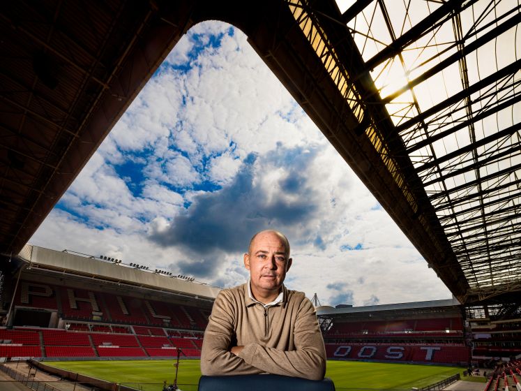 Zo verliep het leven van PSV-perschef Thijs Slegers, die na al zijn primeurs een boodschap voor de eeuwigheid achterlaat
