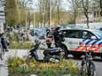 Tassen vol drugs en geld en agenten met mitrailleurs: het leek wel een filmscène in deze Utrechtse woonwijk