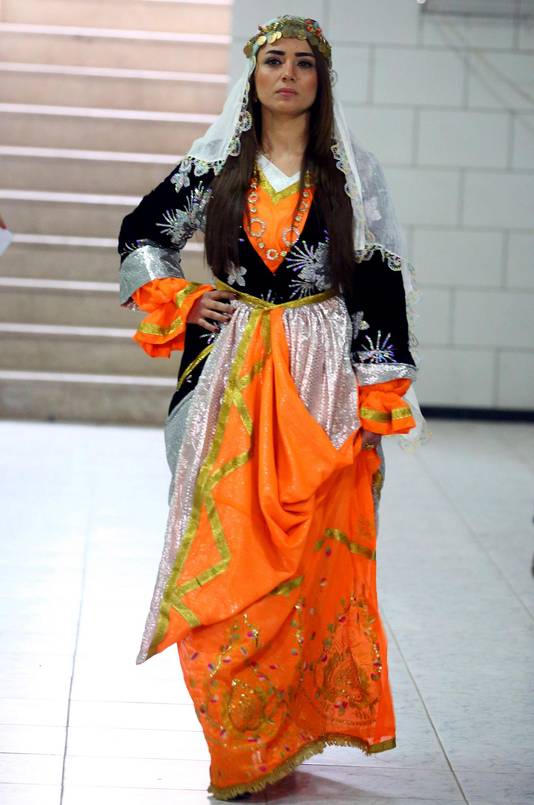 Tenue traditionnelle kurde femme on sale