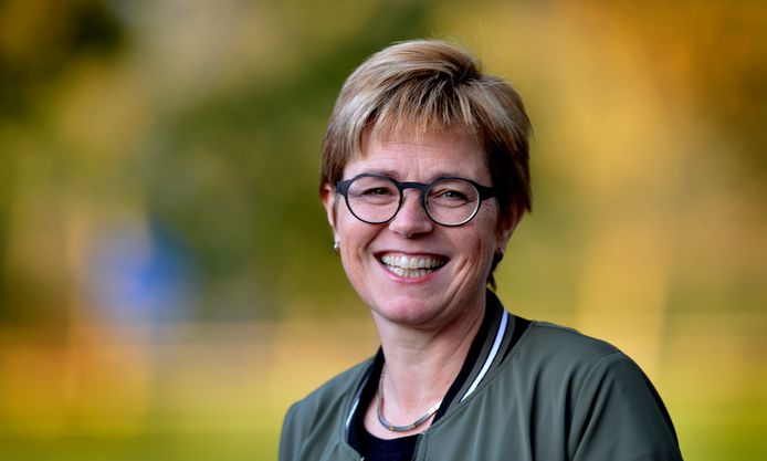 Miranda de Vries stopt als burgemeester: ‘Je ligt onder een ...