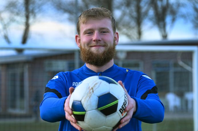 Voor Nieuwland-topscorer Wesley de Smit is 36 doelpunten nog niet genoeg: ,,Het hadden er al 45 moeten zijn.''