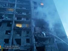 Russische raket op flat in Odessa: zeker 18 doden, onder wie twee kinderen, 30 gewonden