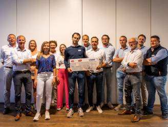 Bedrijfsbezoek van Unizo-afdelingen Tielt en Pittem brengt 2.750 euro op voor Parkinson Pact