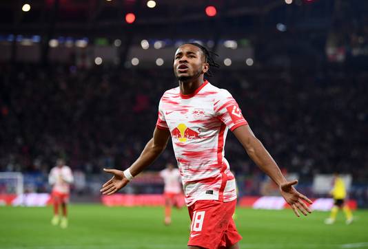 Soccer Football - Bundesliga - RB Leipzig v Borussia Dortmund - Red Bull Arena, Leipzig, Germany - November 6, 2021 RB Leipzig's Christopher Nkunku celebrates scoring their first goal REUTERS/Annegret Hilse DFL REGULATIONS PROHIBIT ANY USE OF PHOTOGRAPHS AS IMAGE SEQUENCES AND/OR QUASI-VIDEO.