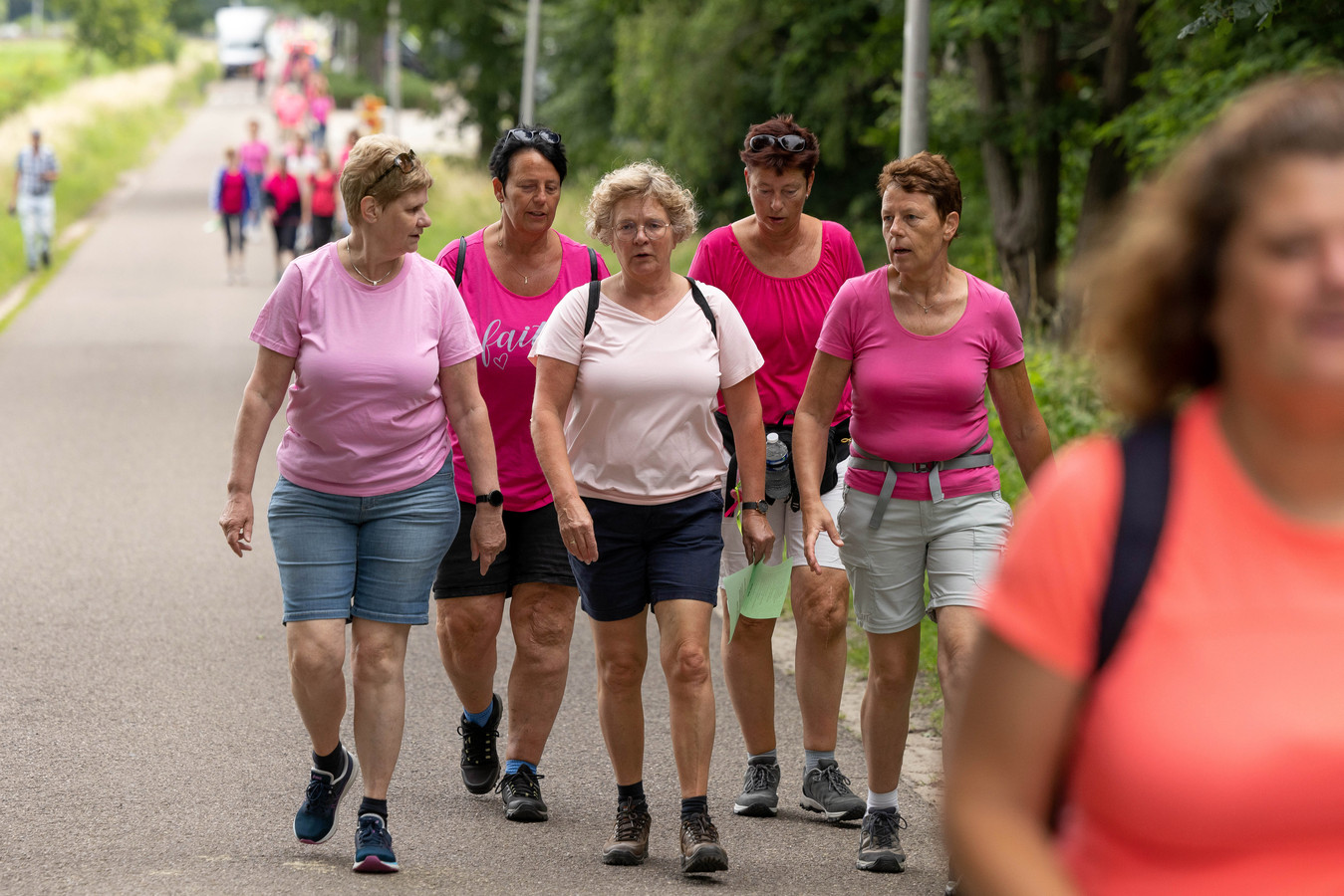 Het Drunens Wandelfestijn trok zaterdag weer veelal in roze geklede lopers voor het goede doel.