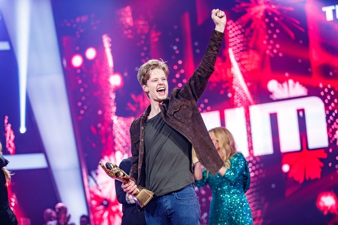 Jim van der Zee wint de finale van The voice of Holland.