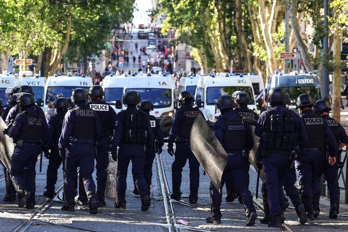 Politie aan het werk in Marseille, vrijdag 1 juli.