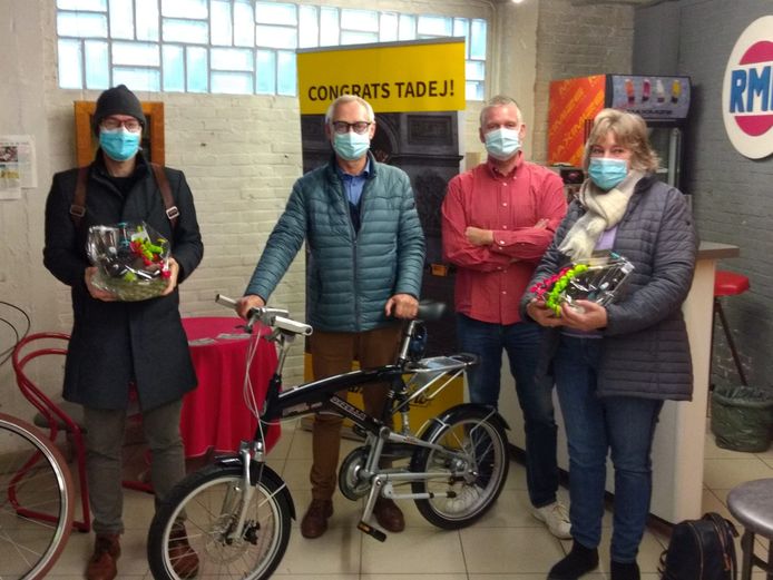 Van links naar rechts: Ben Conaerts, Peter Van Mierloo, Peter Van den Abeele van de Schorretrappers en Gerda De Maeseneer.