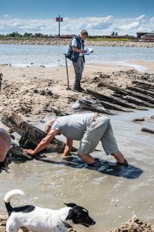 Bijzondere vondsten bij nieuw ontdekt scheepswrak aan de Waal bij Dreumel