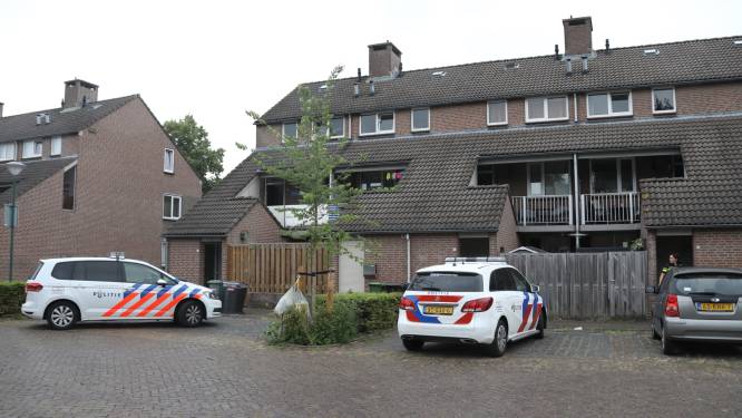 Twee personen plegen woningoverval in Heesch en bedreigen bewoner met mes