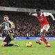 Koploper Arsenal morst punten tegen stug Newcastle United