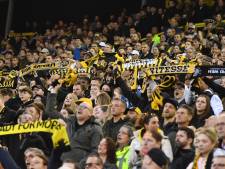 De maat is vol voor aanhang Vitesse, onrust over stadioncrisis neemt toe: ‘Genoeg is genoeg!’