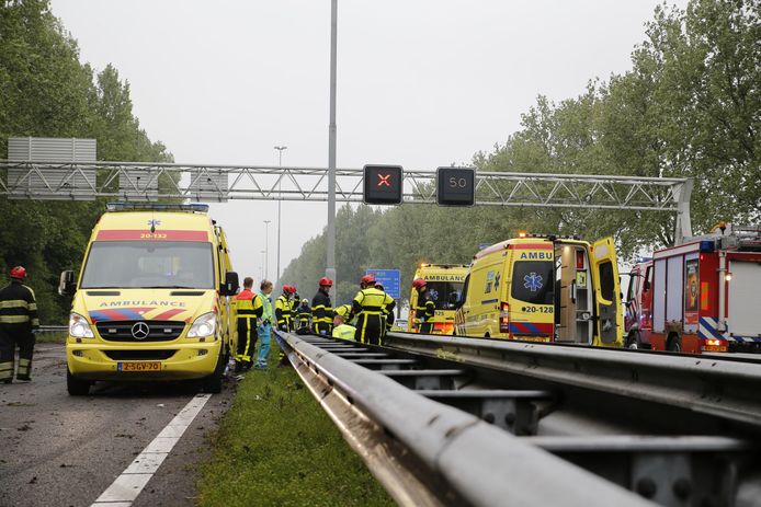Ongeluk op de A27 bij Oosterhout.