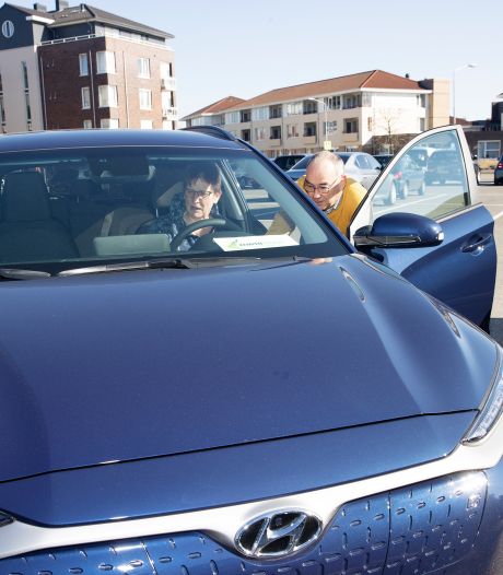 Mening | Jongeren hechten niet aan eigen auto, ze willen delen; zet overgang naar deelmobiliteit door