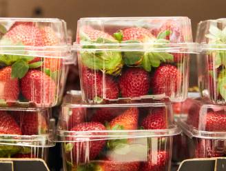 Grote Australische supermarktketen verkoopt geen naalden meer door aardbeienheisa